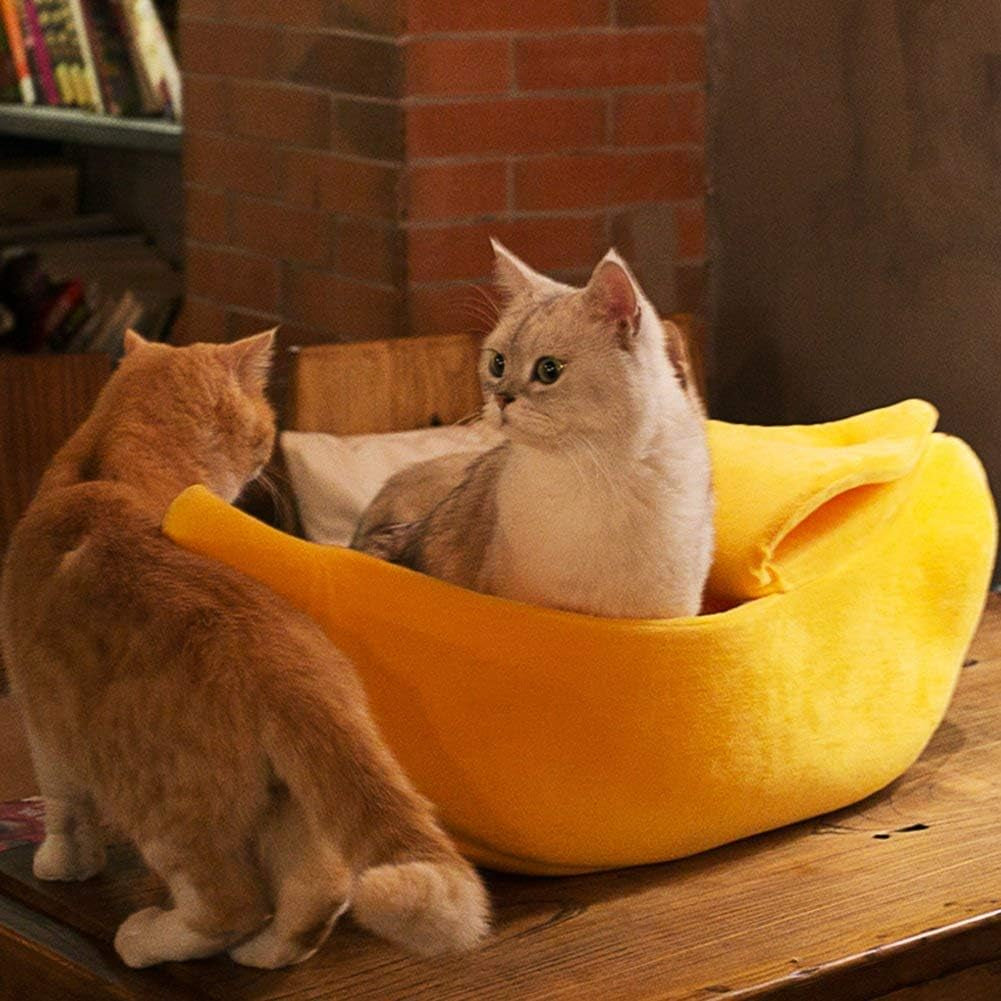 Large Banana Cat Bed House – Soft Plush Cozy Pet Cave for Cats, Kittens, Rabbits & Small Dogs | Warm Cuddle Sleeping Bed (Yellow)